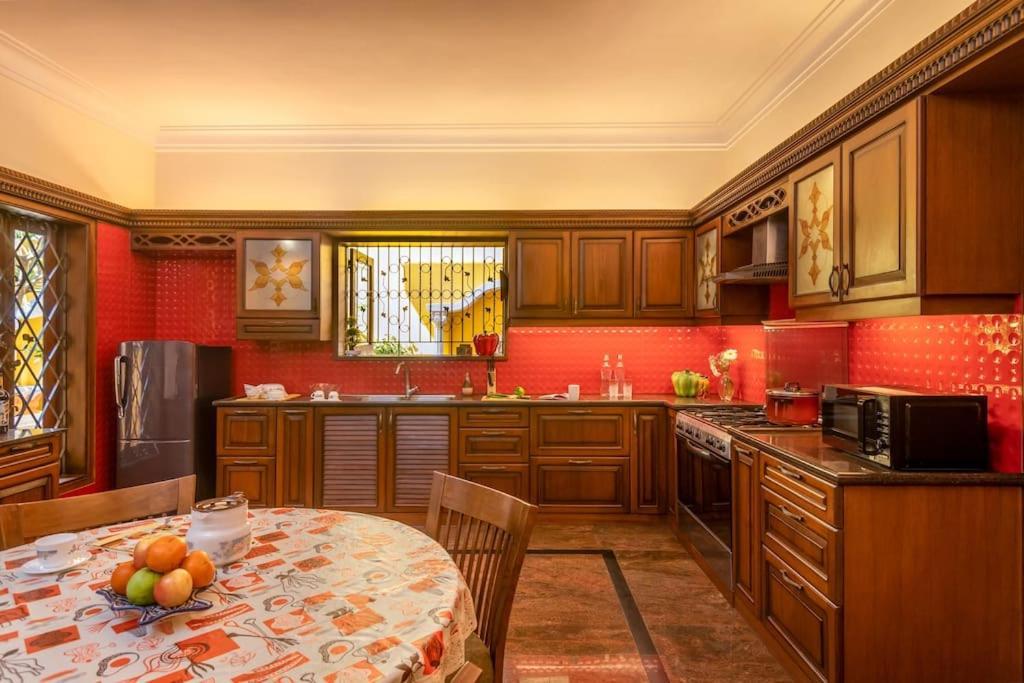 فيلا Casa Amarela - Lux Portuguese 4Bhk In North Goa بورفوريم المظهر الخارجي الصورة